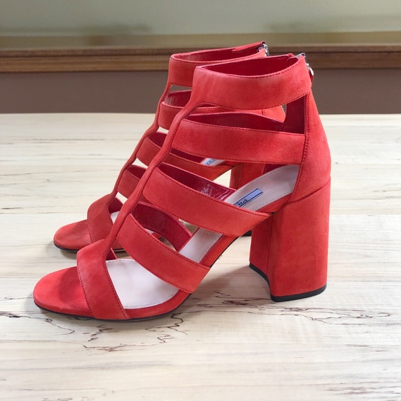 Prada❤️ Size 6 /36 Red Suede Gladiator Block Heel Sandal - Picture 3 of 6